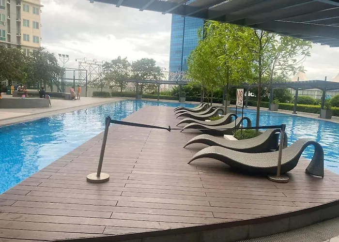 Phebs 2bedroom Posh In The Heart Of Makati Apartment