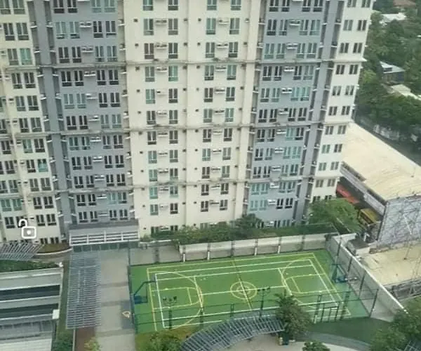 Phebs 2bedroom Posh In The Heart Of Makati
