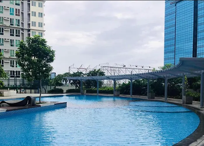Apartment Phebs 2bedroom Posh In The Heart Of Makati *
