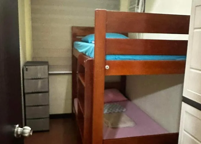 Apartment Phebs 2bedroom Posh In The Heart Of Makati Manila