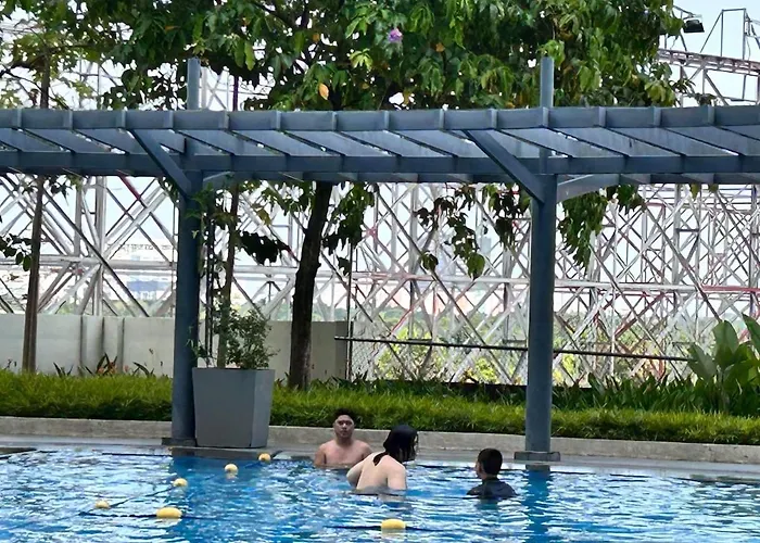 Apartment Phebs 2bedroom Posh In The Heart Of Makati