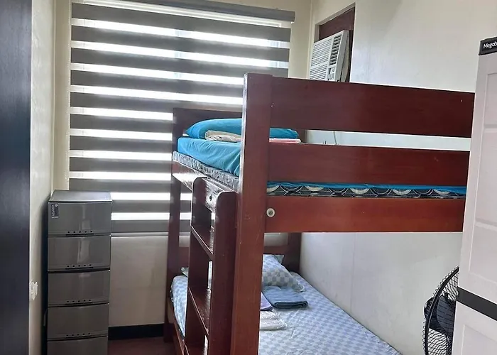 Phebs 2bedroom Posh In The Heart Of Makati Apartment *