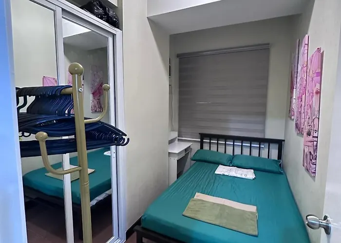 Phebs 2bedroom Posh In The Heart Of Makati Manila
